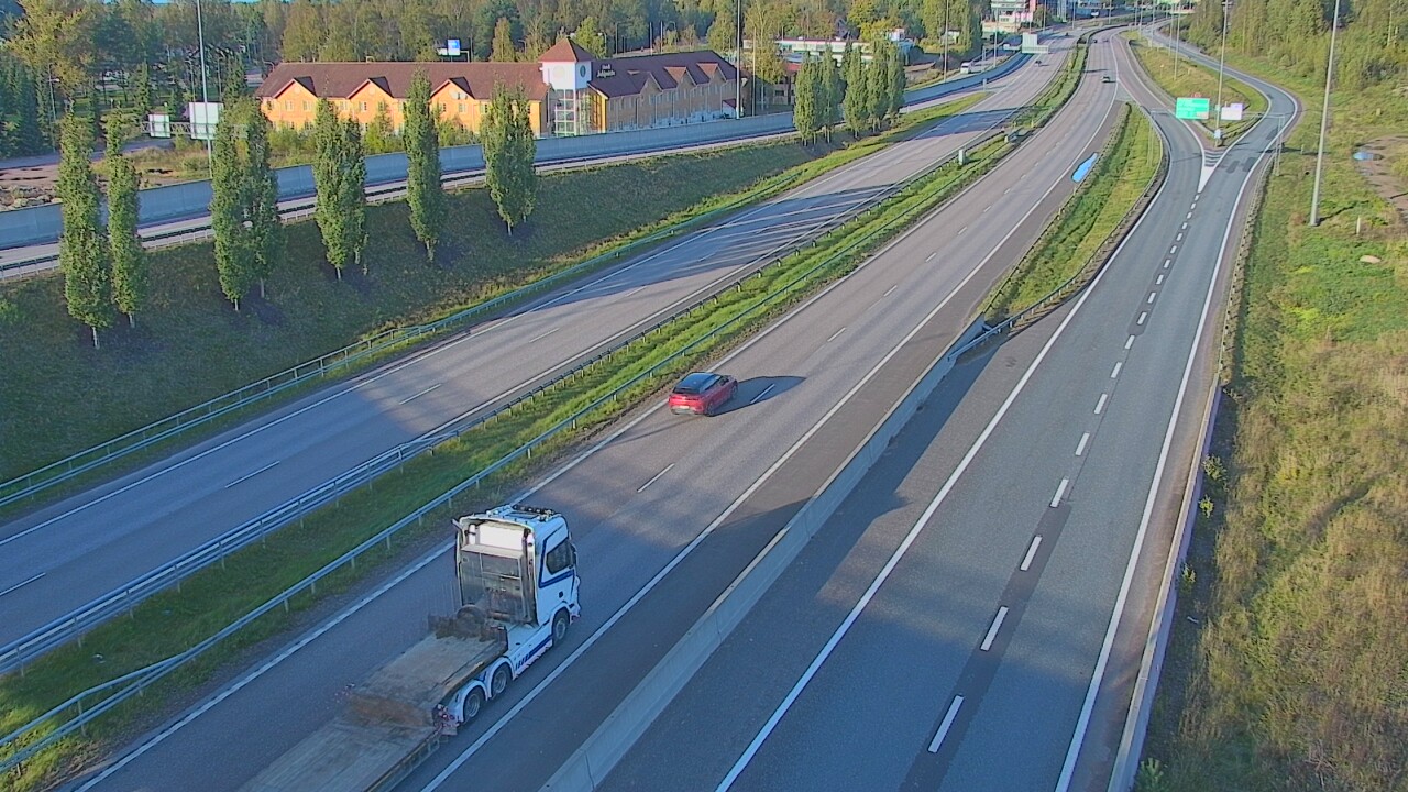Weather Camera Image Väg 7 Kotka, Jumalniemi, Kotka, Kymenlaakso