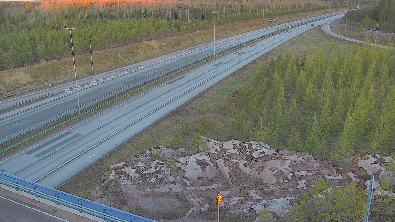 Weather Camera Image Väg 7 Pyttis, Ahvenkoski, Pyhtää, Kymenlaakso
