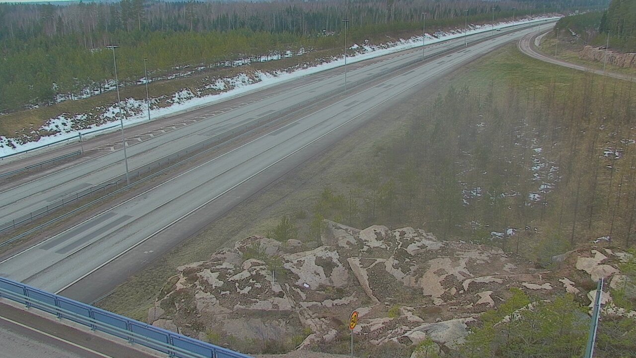 Weather Camera Image Väg 7 Pyttis, Ahvenkoski, Pyhtää, Kymenlaakso