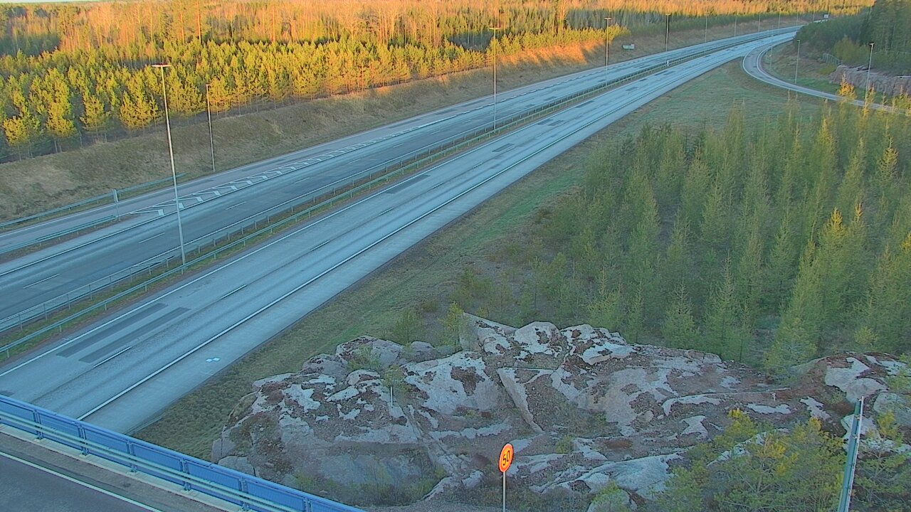 Weather Camera Image Väg 7 Pyttis, Ahvenkoski, Pyhtää, Kymenlaakso