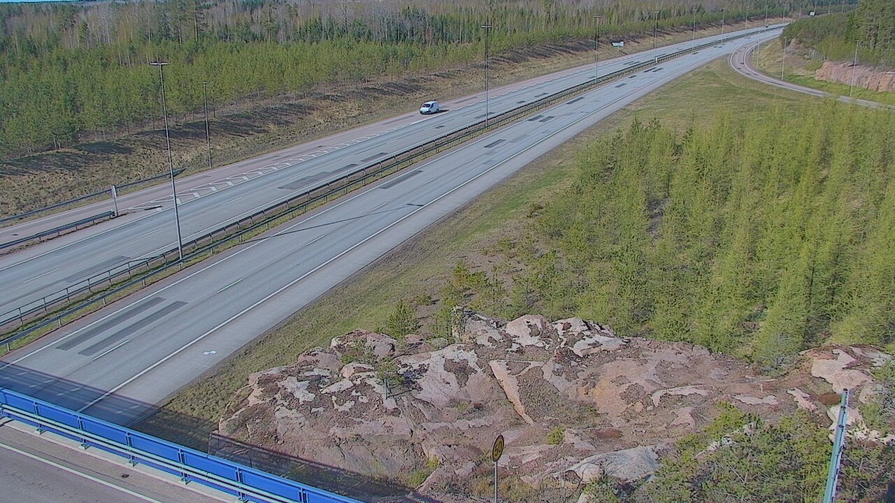 Weather Camera Image Väg 7 Pyttis, Ahvenkoski, Pyhtää, Kymenlaakso