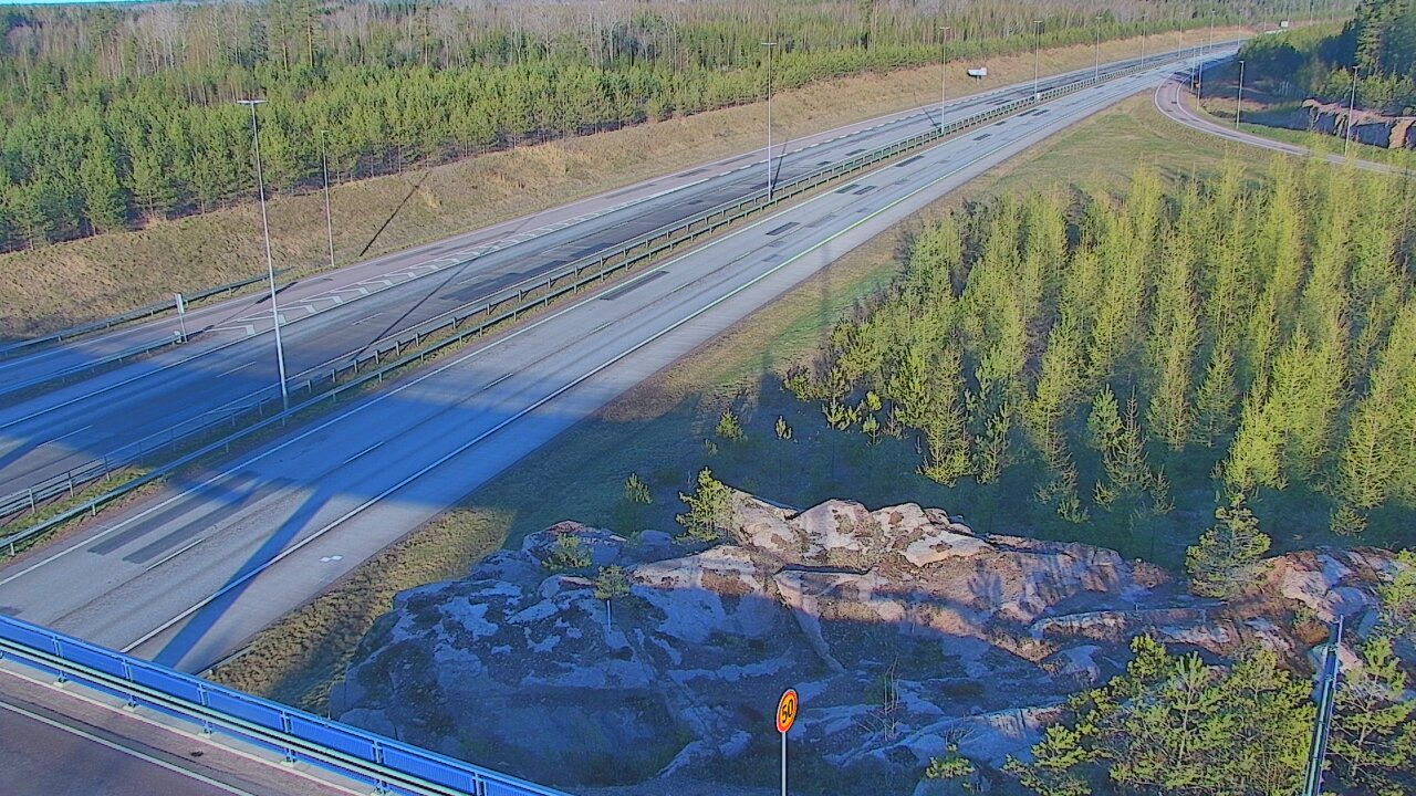 Weather Camera Image Väg 7 Pyttis, Ahvenkoski, Pyhtää, Kymenlaakso