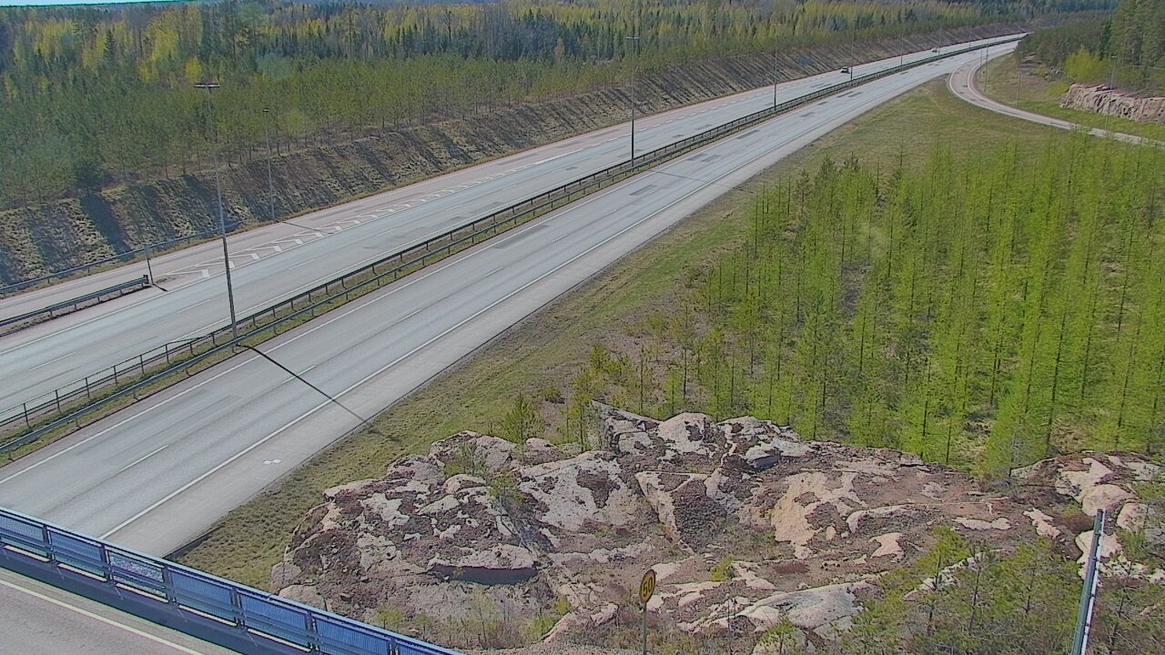 Weather Camera Image Väg 7 Pyttis, Ahvenkoski, Pyhtää, Kymenlaakso
