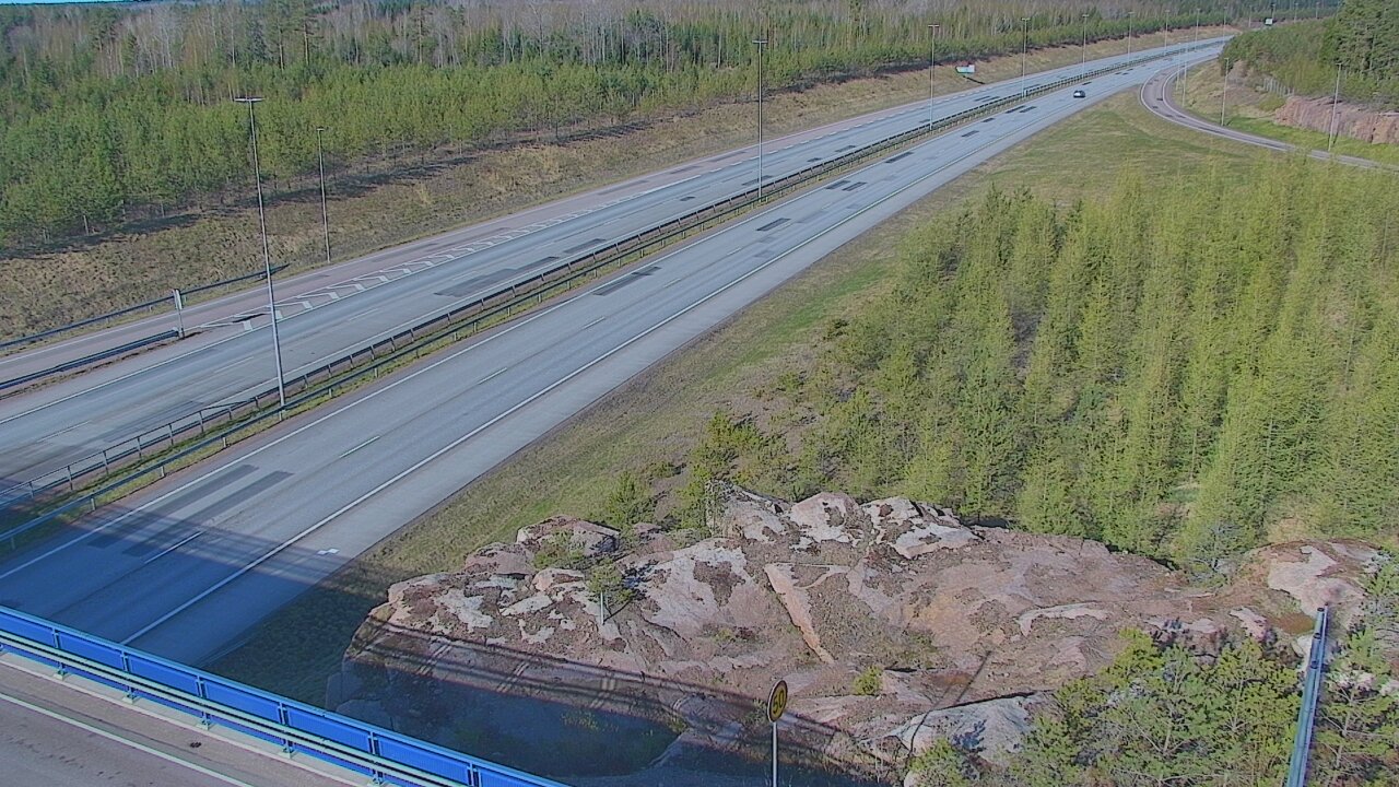 Weather Camera Image Väg 7 Pyttis, Ahvenkoski, Pyhtää, Kymenlaakso