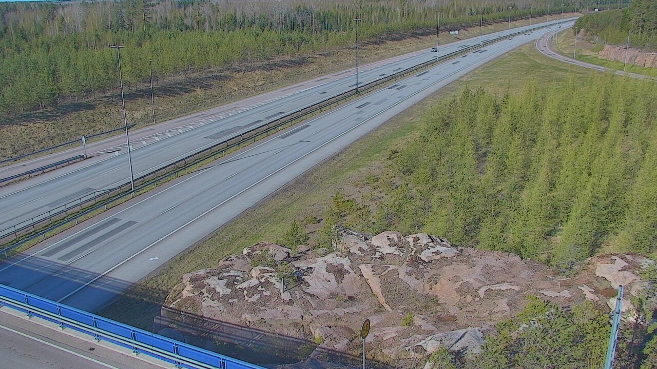 Weather Camera Image Väg 7 Pyttis, Ahvenkoski, Pyhtää, Kymenlaakso