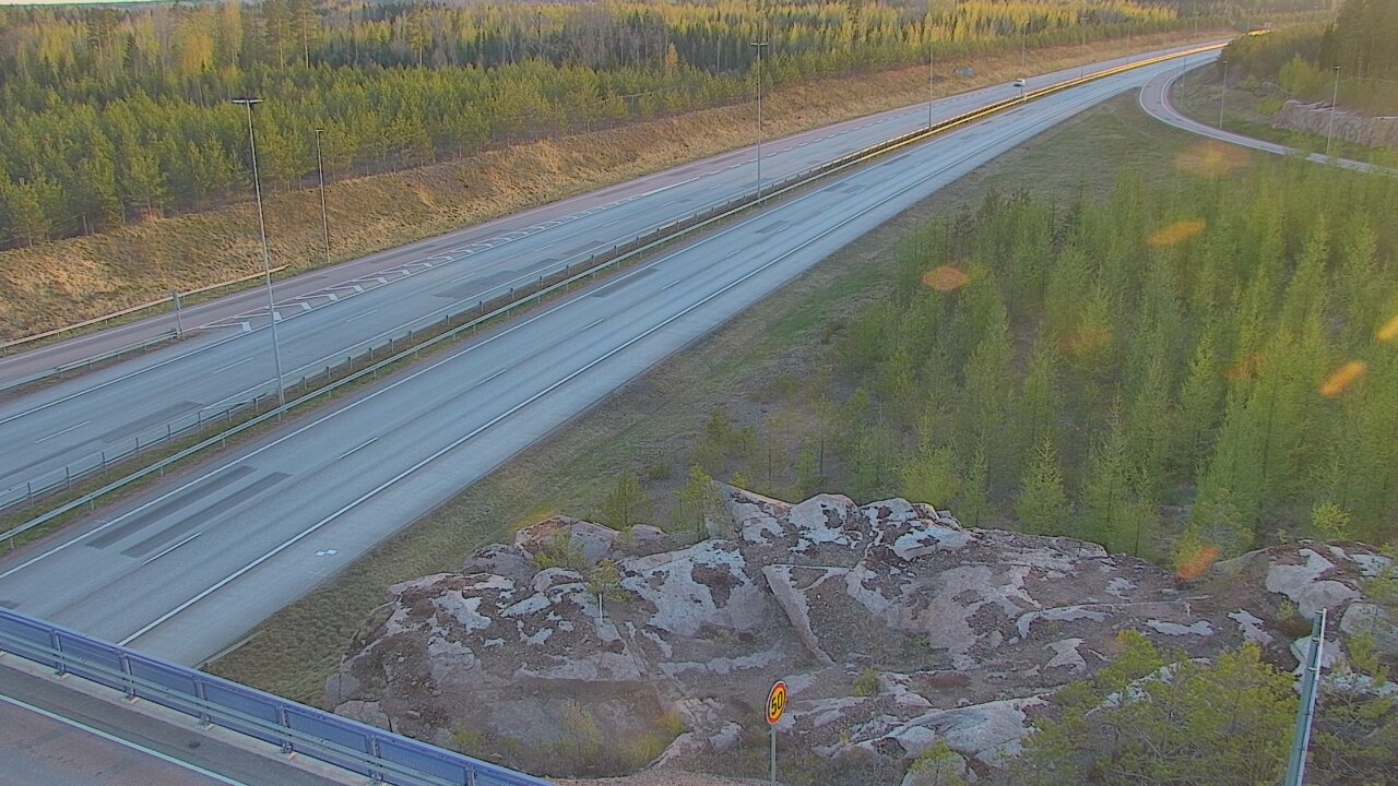 Weather Camera Image Väg 7 Pyttis, Ahvenkoski, Pyhtää, Kymenlaakso