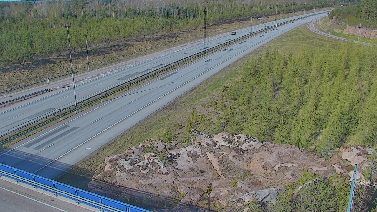 Weather Camera Image Väg 7 Pyttis, Ahvenkoski, Pyhtää, Kymenlaakso