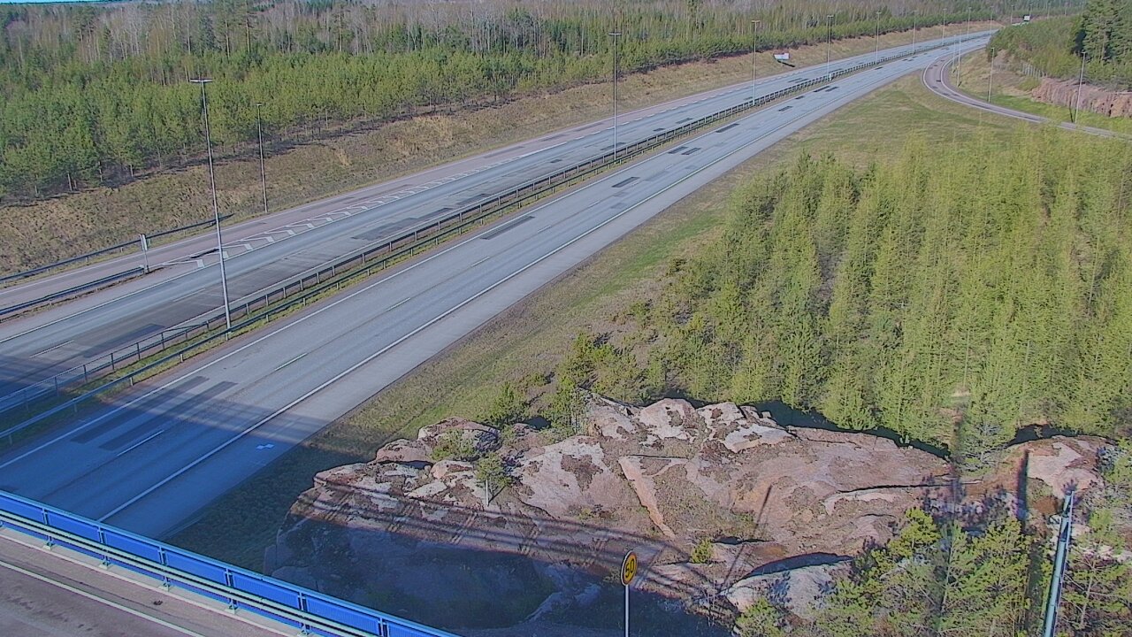 Weather Camera Image Väg 7 Pyttis, Ahvenkoski, Pyhtää, Kymenlaakso