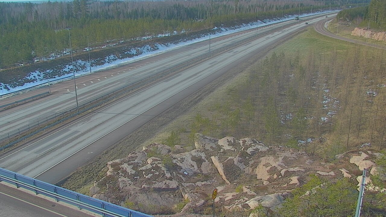 Weather Camera Image Väg 7 Pyttis, Ahvenkoski, Pyhtää, Kymenlaakso