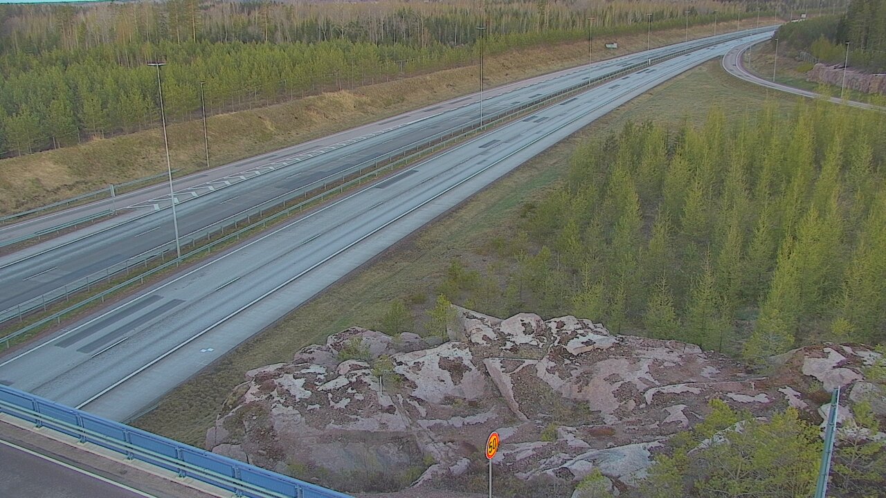 Weather Camera Image Väg 7 Pyttis, Ahvenkoski, Pyhtää, Kymenlaakso