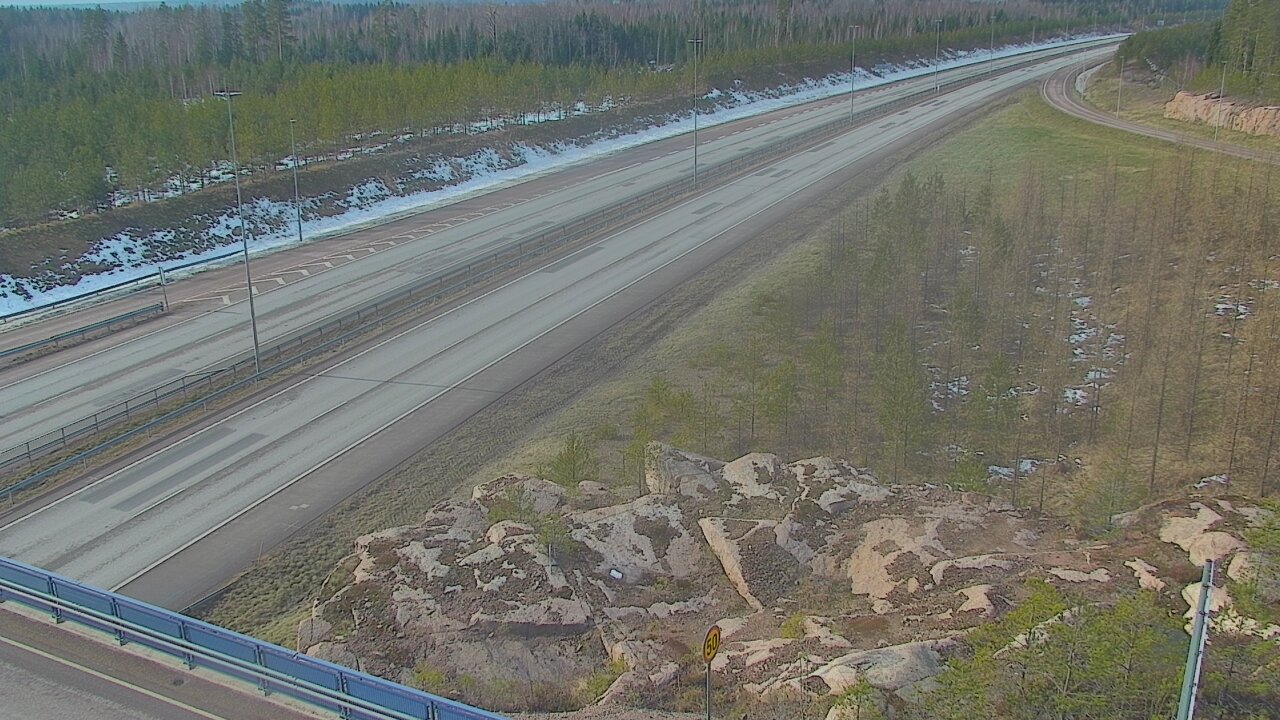 Weather Camera Image Väg 7 Pyttis, Ahvenkoski, Pyhtää, Kymenlaakso