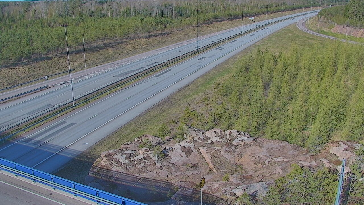 Weather Camera Image Väg 7 Pyttis, Ahvenkoski, Pyhtää, Kymenlaakso