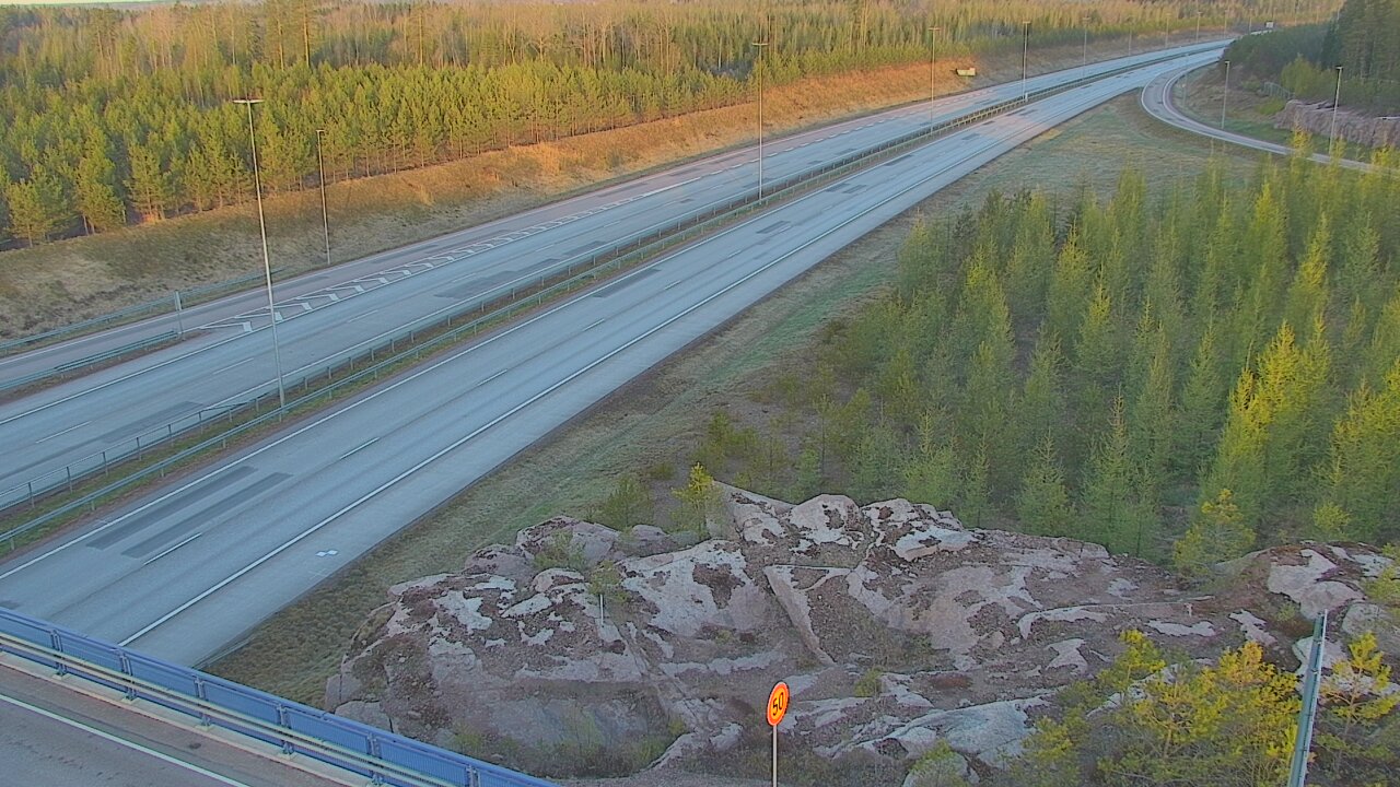 Weather Camera Image Road 7 Pyhtää, Ahvenkoski, Pyhtää, Kymenlaakso