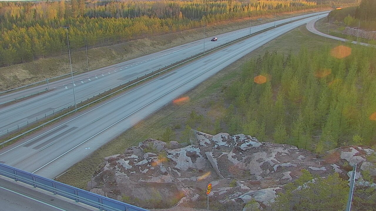 Weather Camera Image Väg 7 Pyttis, Ahvenkoski, Pyhtää, Kymenlaakso