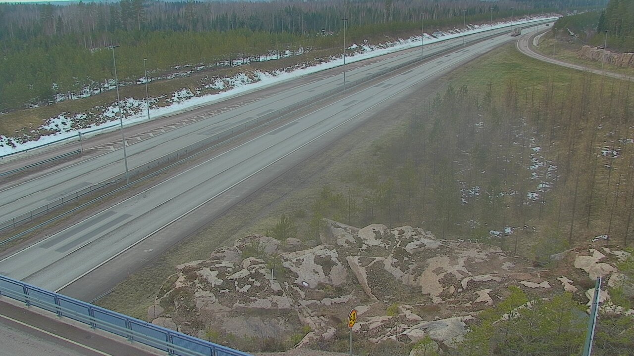 Weather Camera Image Väg 7 Pyttis, Ahvenkoski, Pyhtää, Kymenlaakso