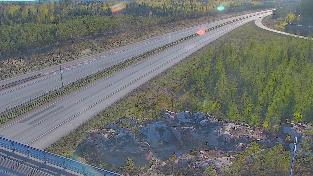 Weather Camera Image Väg 7 Pyttis, Ahvenkoski, Pyhtää, Kymenlaakso
