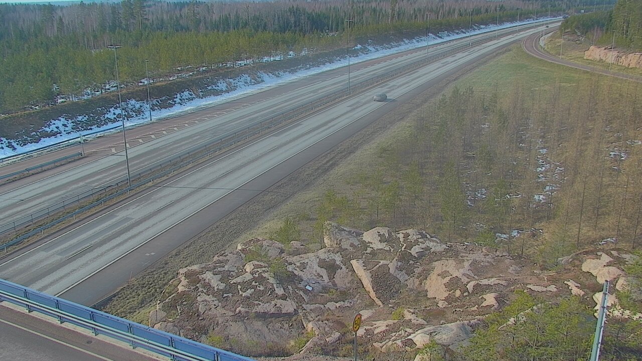 Weather Camera Image Väg 7 Pyttis, Ahvenkoski, Pyhtää, Kymenlaakso