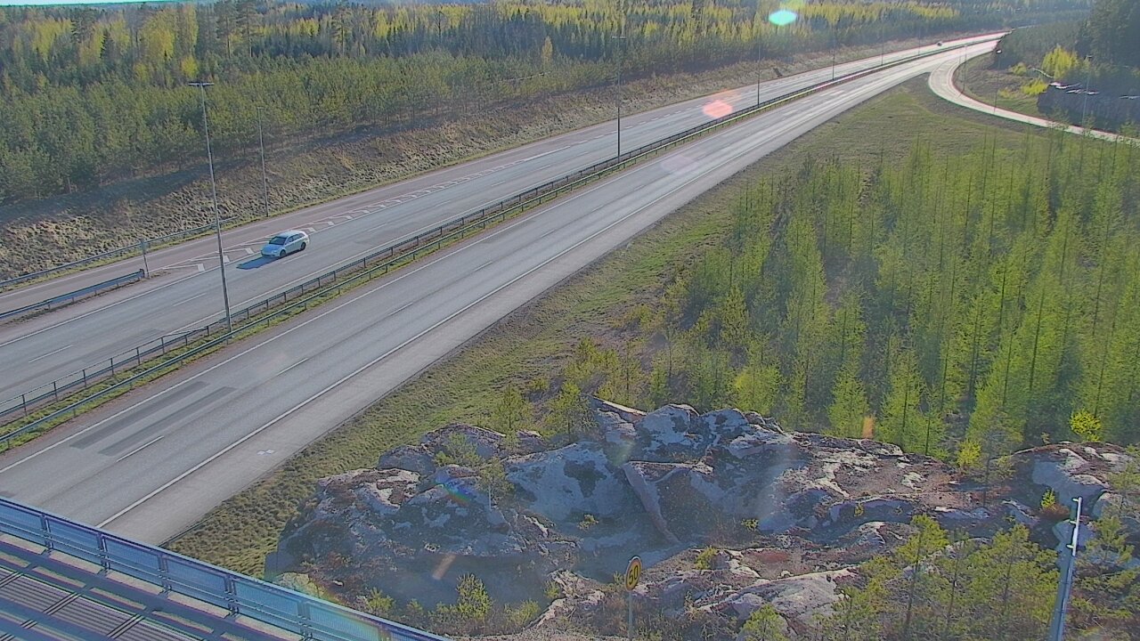 Weather Camera Image Väg 7 Pyttis, Ahvenkoski, Pyhtää, Kymenlaakso