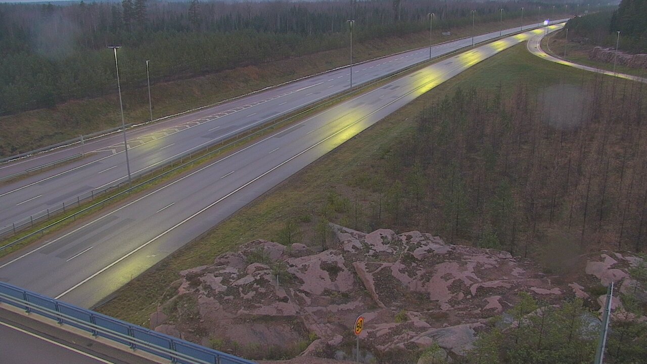 Weather Camera Image Väg 7 Pyttis, Ahvenkoski, Pyhtää, Kymenlaakso