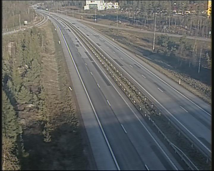Weather Camera Image Väg 7 Pyttis, Botasåkern, Pyhtää, Kymenlaakso