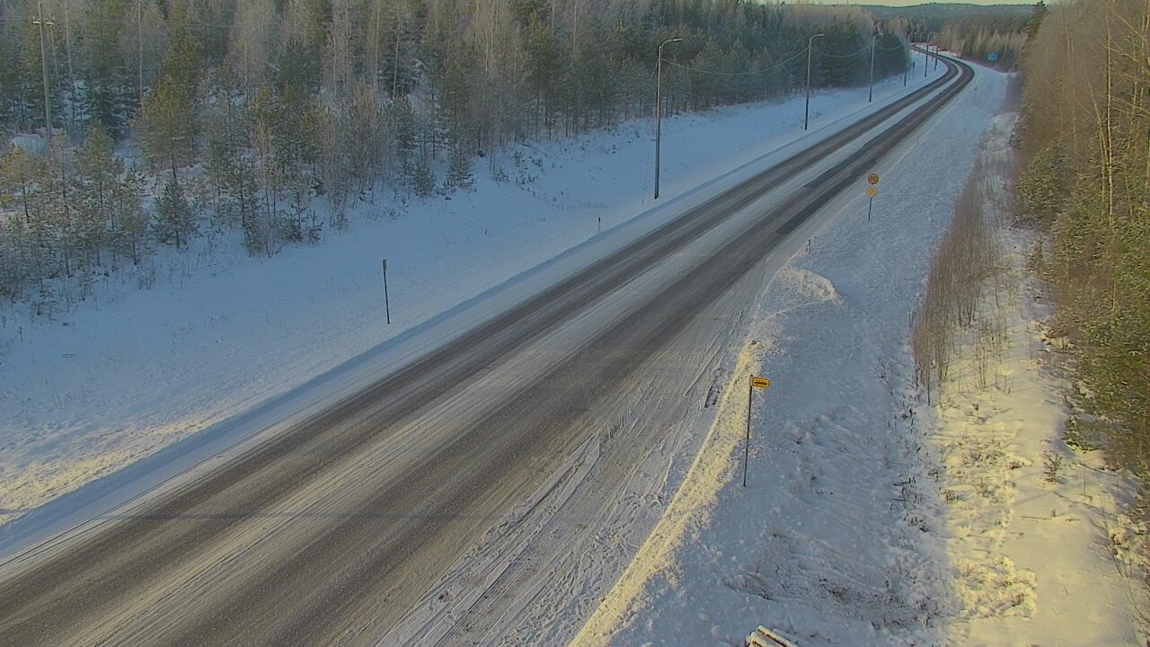 Weather Camera Image Tie 170 Ahvenkoski_2, Pyhtää, Kymenlaakso