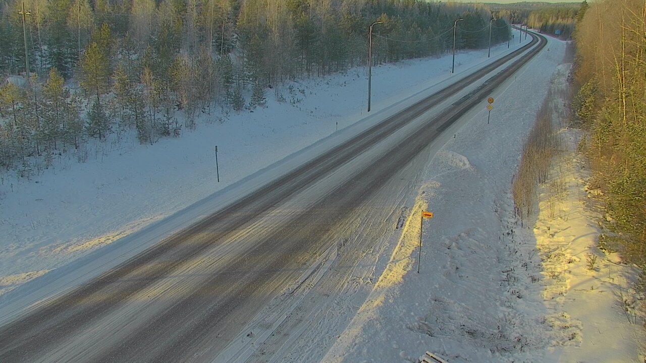 Weather Camera Image Tie 170 Ahvenkoski_2, Pyhtää, Kymenlaakso