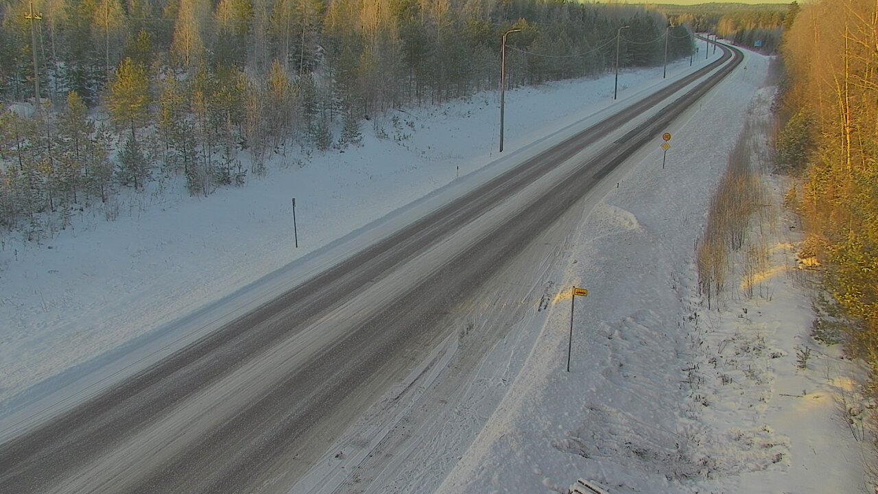 Weather Camera Image Tie 170 Ahvenkoski_2, Pyhtää, Kymenlaakso