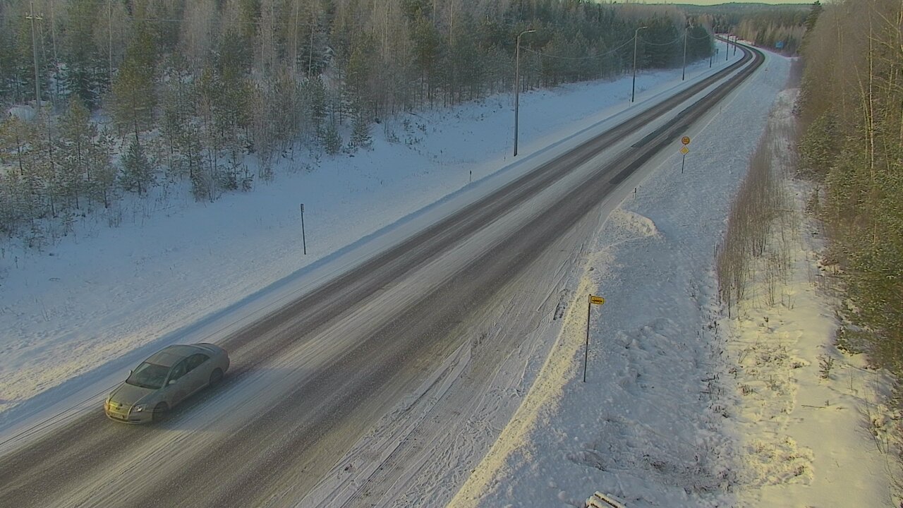 Weather Camera Image Tie 170 Ahvenkoski_2, Pyhtää, Kymenlaakso