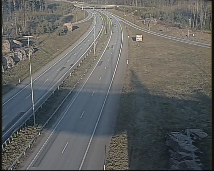 Weather Camera Image Road 7 Pyhtää-Kotka Heinlahden silta, Kotka, Kymenlaakso