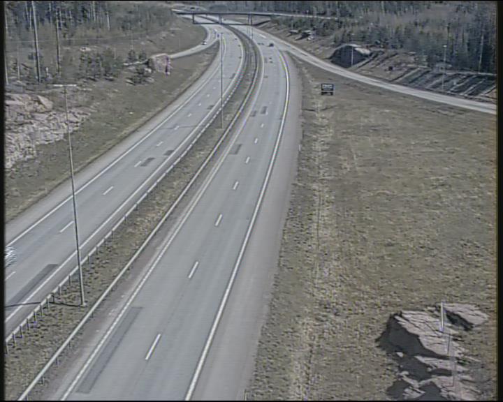 Weather Camera Image Road 7 Pyhtää-Kotka Heinlahden silta, Kotka, Kymenlaakso