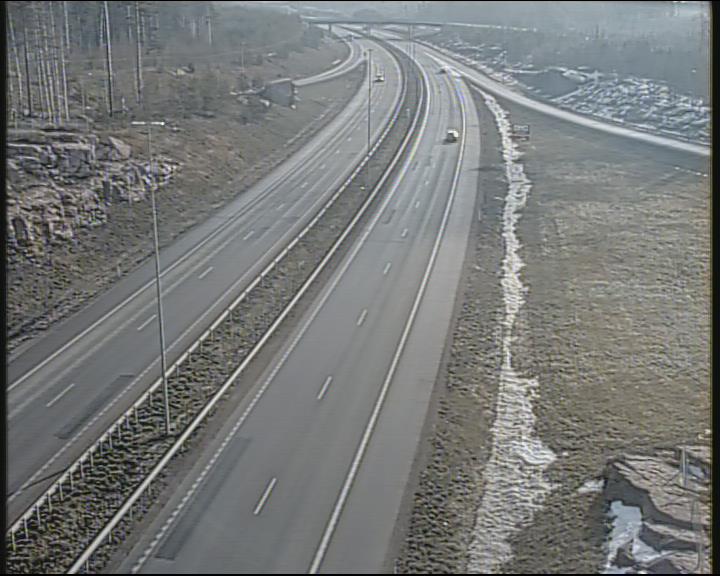 Weather Camera Image Road 7 Pyhtää-Kotka Heinlahden silta, Kotka, Kymenlaakso