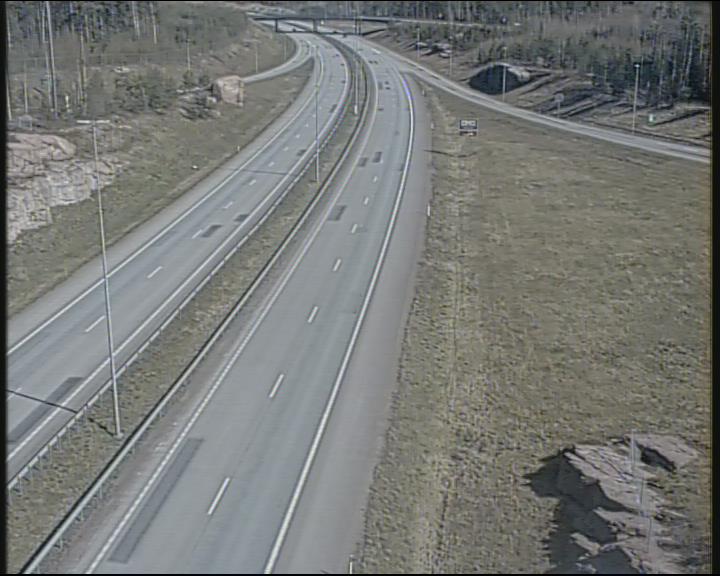 Weather Camera Image Road 7 Pyhtää-Kotka Heinlahden silta, Kotka, Kymenlaakso