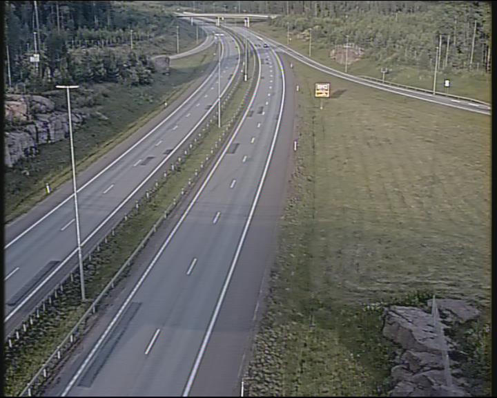 Weather Camera Image Road 7 Pyhtää-Kotka Heinlahden silta, Kotka, Kymenlaakso