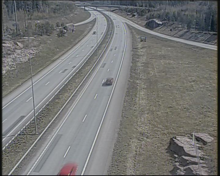 Weather Camera Image Road 7 Pyhtää-Kotka Heinlahden silta, Kotka, Kymenlaakso