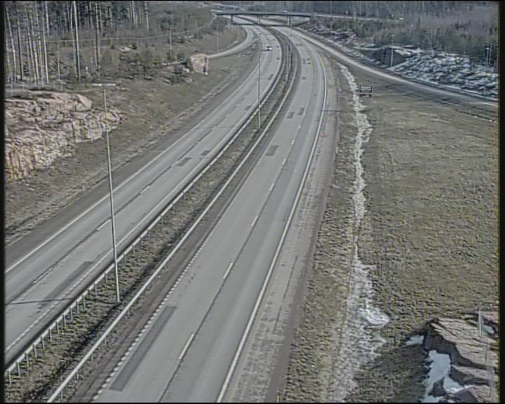Weather Camera Image Road 7 Pyhtää-Kotka Heinlahden silta, Kotka, Kymenlaakso