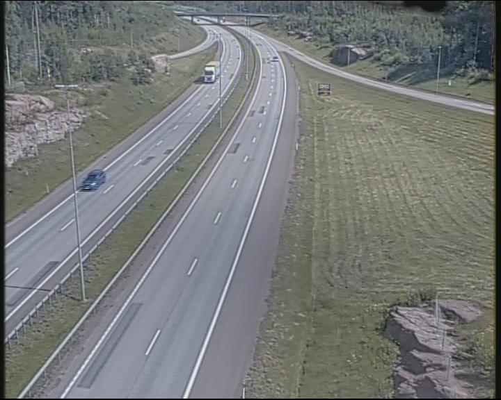 Weather Camera Image Road 7 Pyhtää-Kotka Heinlahden silta, Kotka, Kymenlaakso