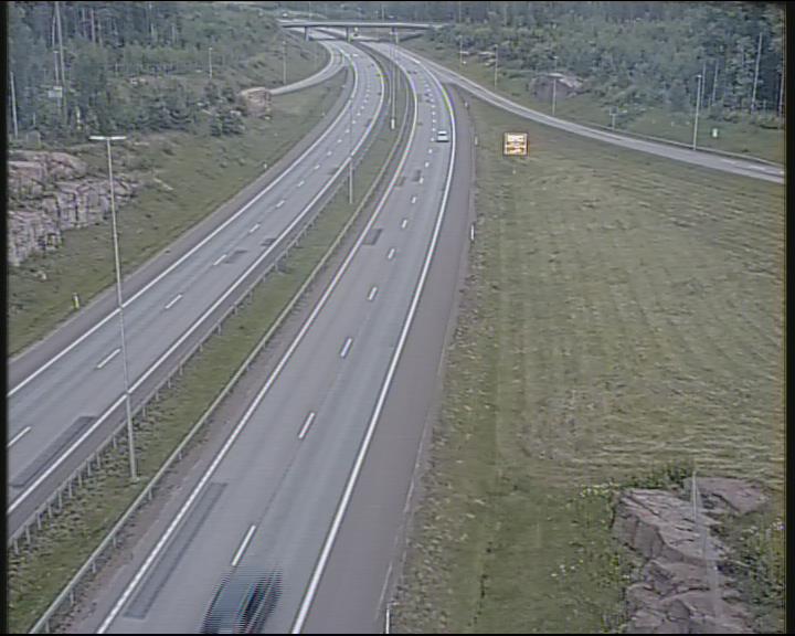 Weather Camera Image Road 7 Pyhtää-Kotka Heinlahden silta, Kotka, Kymenlaakso