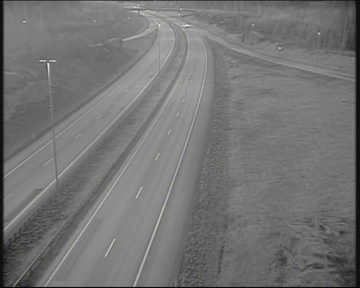 Weather Camera Image Road 7 Pyhtää-Kotka Heinlahden silta, Kotka, Kymenlaakso