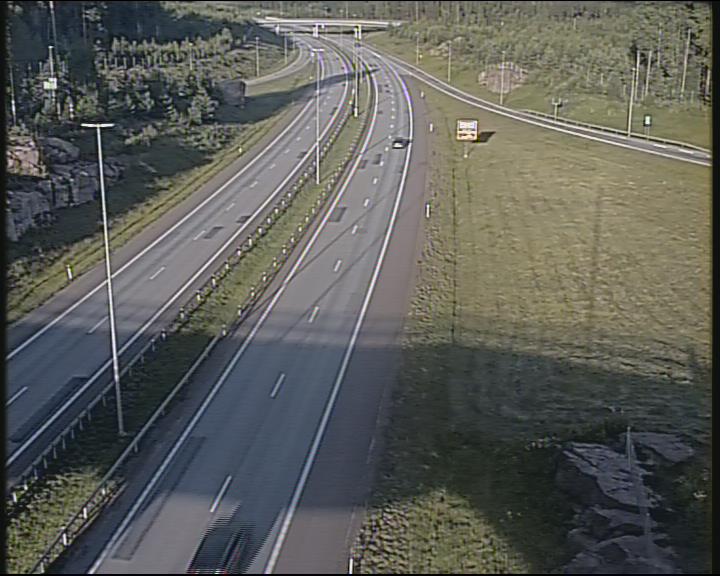 Weather Camera Image Road 7 Pyhtää-Kotka Heinlahden silta, Kotka, Kymenlaakso