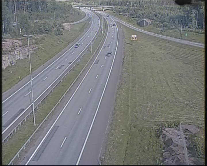 Weather Camera Image Road 7 Pyhtää-Kotka Heinlahden silta, Kotka, Kymenlaakso