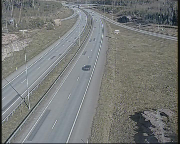Weather Camera Image Road 7 Pyhtää-Kotka Heinlahden silta, Kotka, Kymenlaakso
