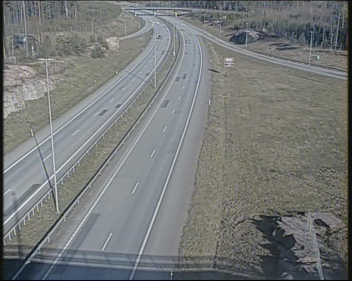 Weather Camera Image Road 7 Pyhtää-Kotka Heinlahden silta, Kotka, Kymenlaakso