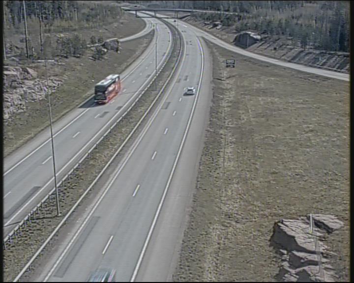 Weather Camera Image Road 7 Pyhtää-Kotka Heinlahden silta, Kotka, Kymenlaakso