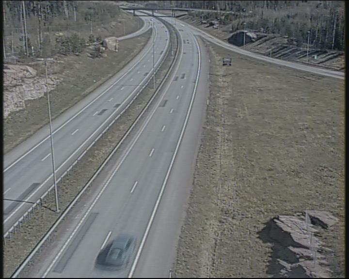 Weather Camera Image Road 7 Pyhtää-Kotka Heinlahden silta, Kotka, Kymenlaakso