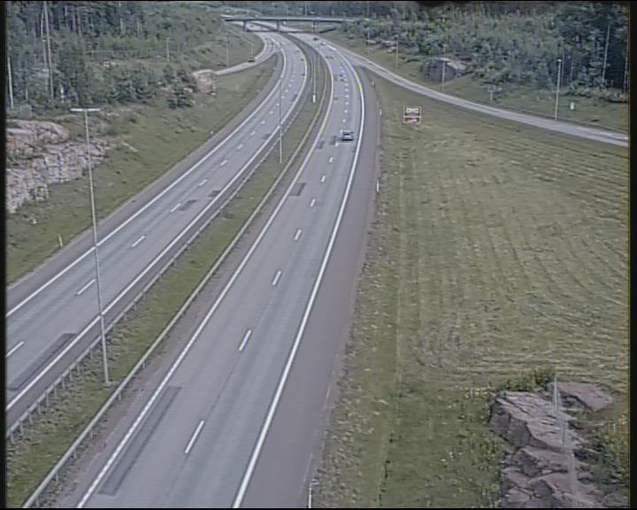 Weather Camera Image Road 7 Pyhtää-Kotka Heinlahden silta, Kotka, Kymenlaakso