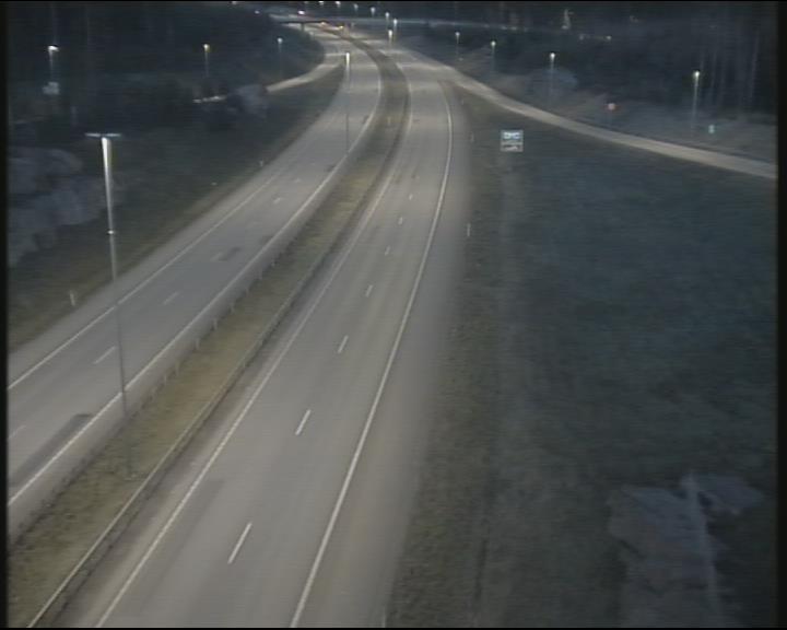 Weather Camera Image Road 7 Pyhtää-Kotka Heinlahden silta, Kotka, Kymenlaakso