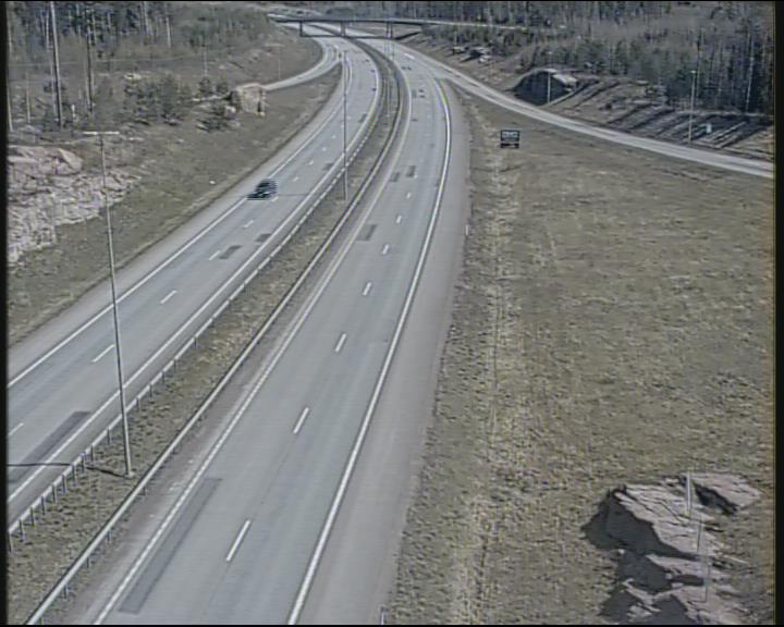Weather Camera Image Road 7 Pyhtää-Kotka Heinlahden silta, Kotka, Kymenlaakso