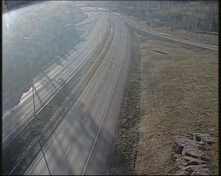 Weather Camera Image Road 7 Pyhtää-Kotka Heinlahden silta, Kotka, Kymenlaakso