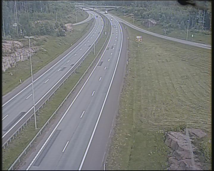 Weather Camera Image Road 7 Pyhtää-Kotka Heinlahden silta, Kotka, Kymenlaakso
