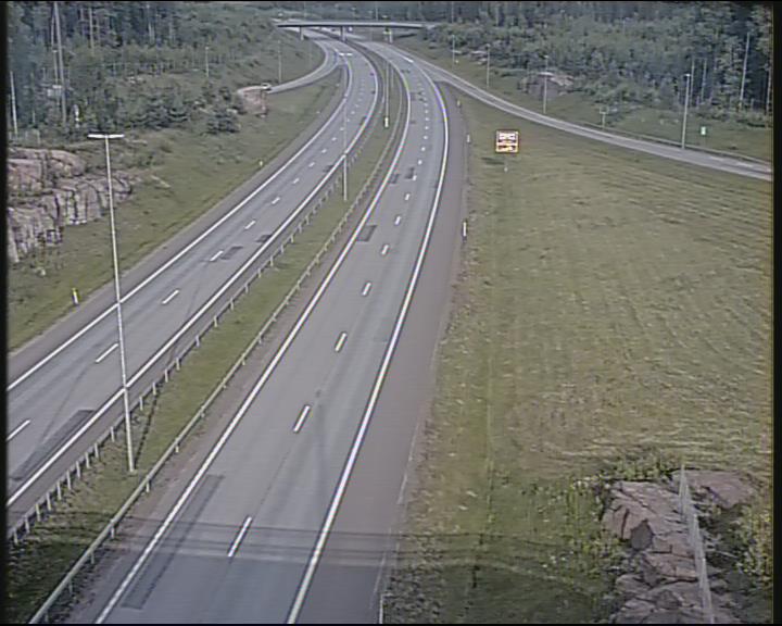 Weather Camera Image Road 7 Pyhtää-Kotka Heinlahden silta, Kotka, Kymenlaakso